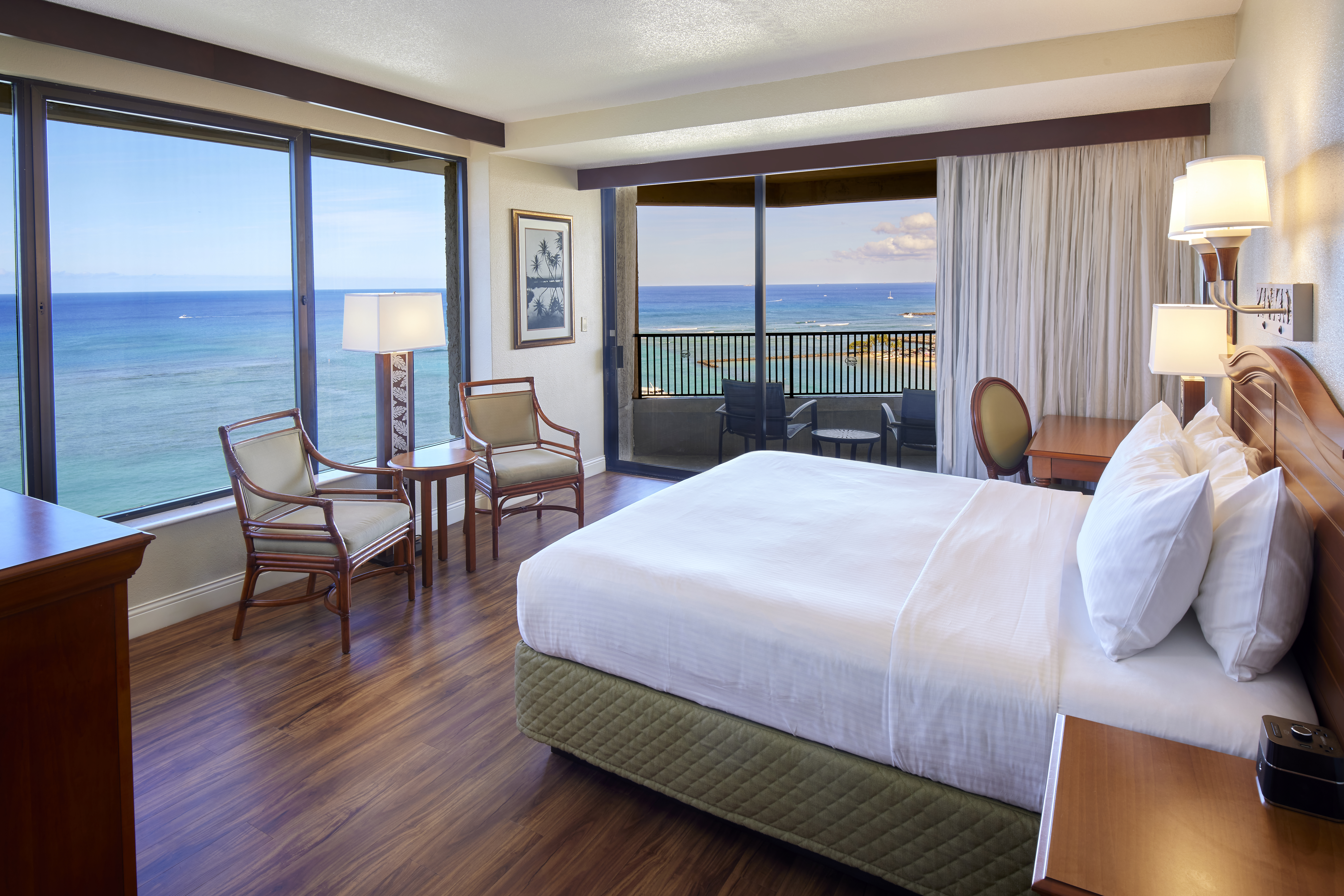 Deluxe Ocean Front Room